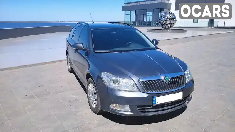 Универсал Skoda Octavia 2009 1.6 л. Ручная / Механика обл. Полтавская, Кременчуг - Фото 1/21