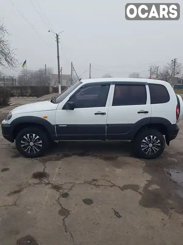 Внедорожник / Кроссовер Chevrolet Niva 2009 1.69 л. Ручная / Механика обл. Николаевская, Кривоеозеро - Фото 1/4