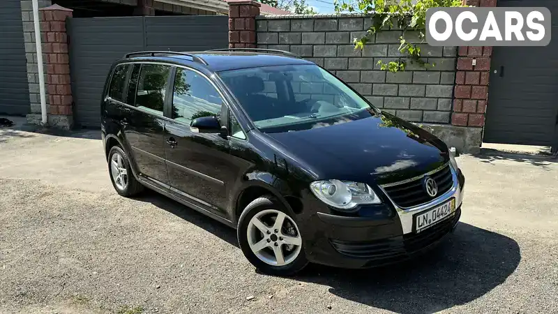 Минивэн Volkswagen Touran 2008 1.6 л. Ручная / Механика обл. Винницкая, Винница - Фото 1/21