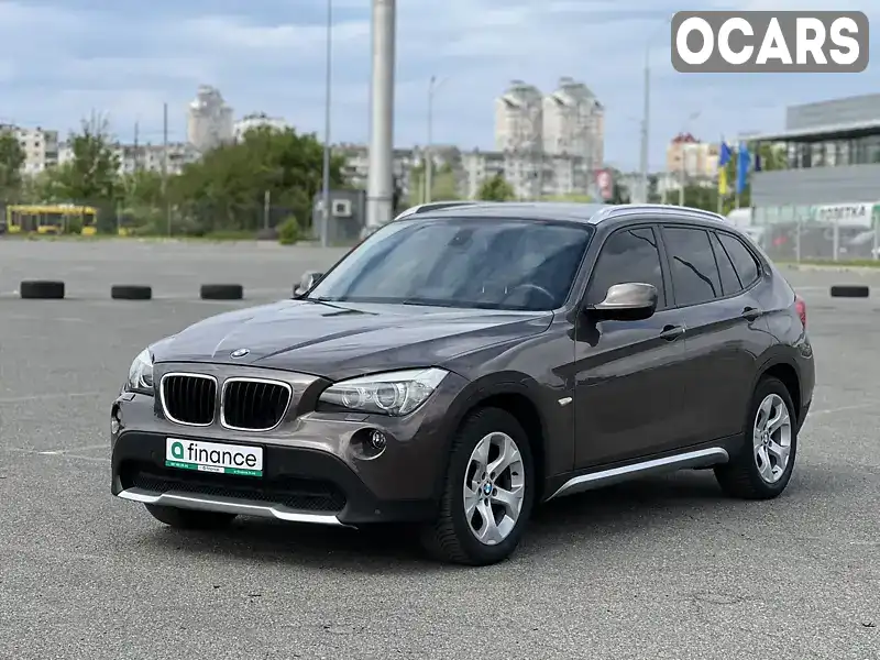 Внедорожник / Кроссовер BMW X1 2010 2 л. Автомат обл. Киевская, Киев - Фото 1/21