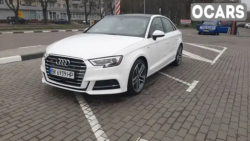 Седан Audi A3 2019 1.98 л. Автомат обл. Рівненська, Рівне - Фото 1/21