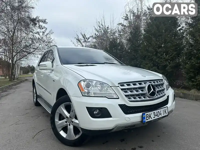 Внедорожник / Кроссовер Mercedes-Benz M-Class 2010 3 л. Автомат обл. Ровенская, Ровно - Фото 1/19