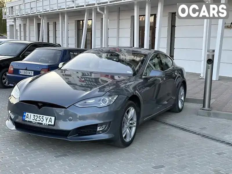Ліфтбек Tesla Model S 2013 null_content л. Автомат обл. Київська, Буча - Фото 1/13