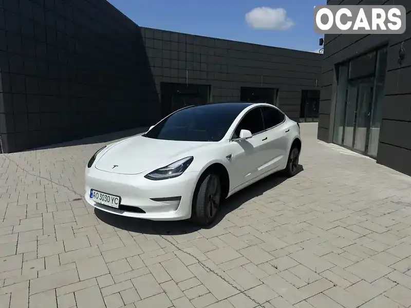 Седан Tesla Model 3 2020 null_content л. обл. Закарпатська, Тячів - Фото 1/7