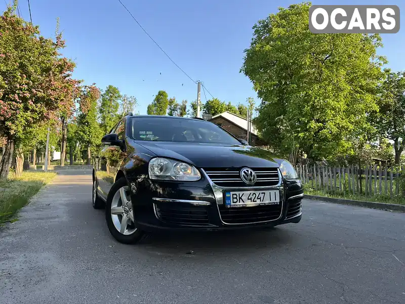 Универсал Volkswagen Golf 2008 1.6 л. Ручная / Механика обл. Ровенская, Здолбунов - Фото 1/21