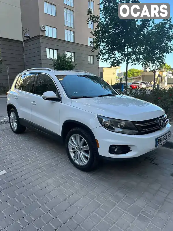 Внедорожник / Кроссовер Volkswagen Tiguan 2012 1.98 л. Автомат обл. Одесская, Одесса - Фото 1/21