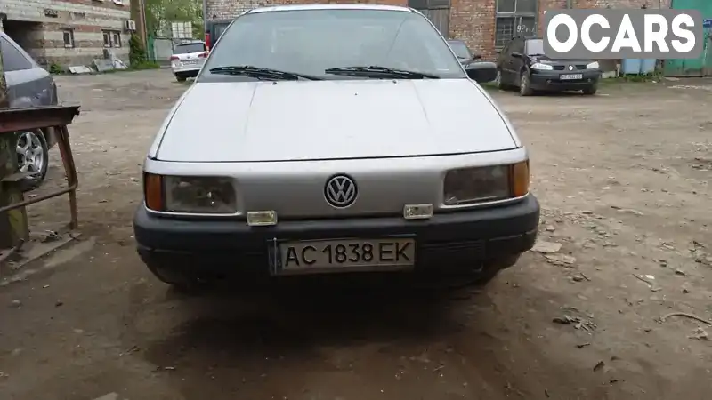 Седан Volkswagen Passat 1988 1.78 л. обл. Волинська, Луцьк - Фото 1/7