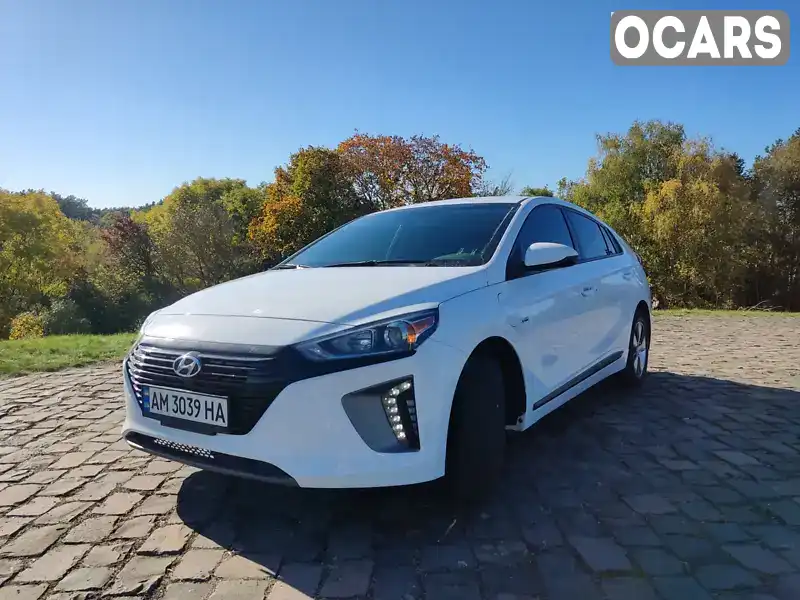 Хэтчбек Hyundai Ioniq 2018 1.6 л. Автомат обл. Житомирская, Житомир - Фото 1/20