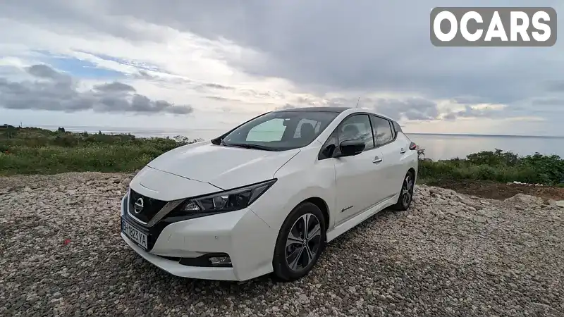 Хэтчбек Nissan Leaf 2018 null_content л. Автомат обл. Одесская, Одесса - Фото 1/21