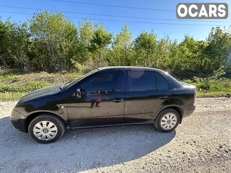 Седан Skoda Fabia 2007 1.2 л. Ручная / Механика обл. Львовская, Золочев - Фото 1/9