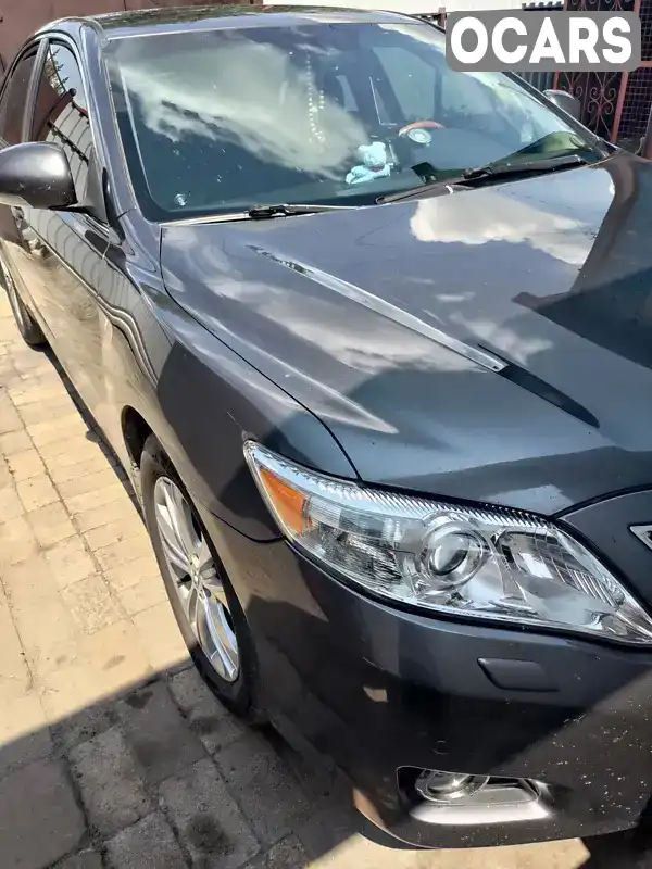 Седан Toyota Camry 2009 3.5 л. обл. Донецкая, Покровск (Красноармейск) - Фото 1/9