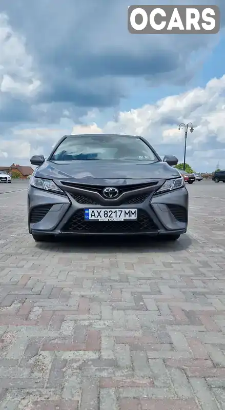 Седан Toyota Camry 2020 2.49 л. Автомат обл. Харьковская, Харьков - Фото 1/19