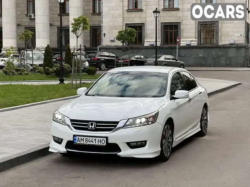 Седан Honda Accord 2013 2.4 л. Автомат обл. Житомирська, Житомир - Фото 1/21