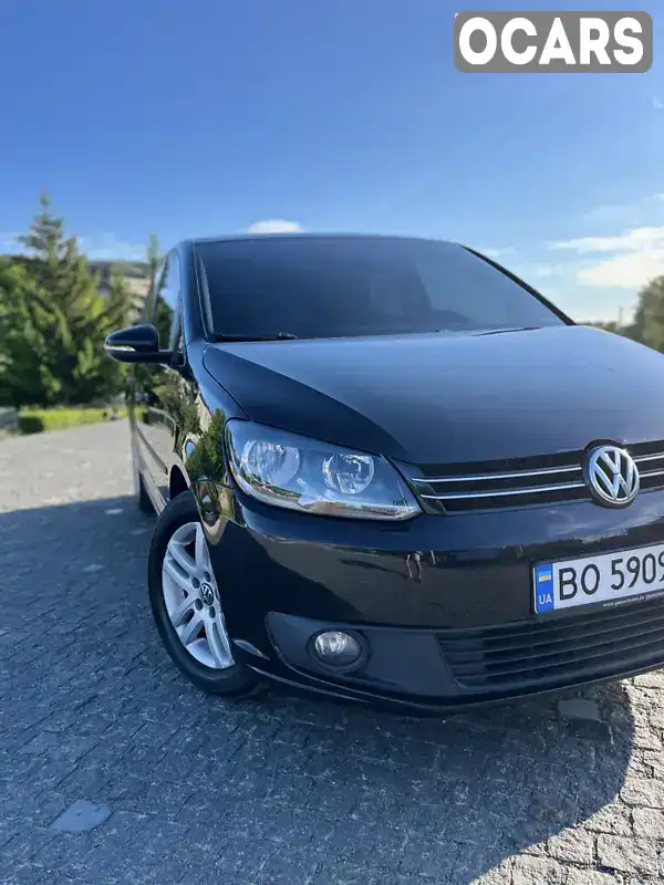 Минивэн Volkswagen Touran 2014 1.6 л. Ручная / Механика обл. Тернопольская, Кременец - Фото 1/17