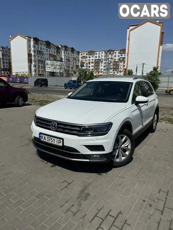 Внедорожник / Кроссовер Volkswagen Tiguan 2019 1.98 л. Автомат обл. Киевская, location.city.kriukivshchyna - Фото 1/21