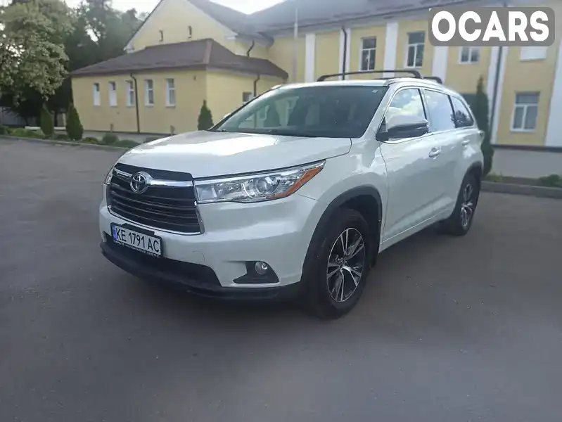 Внедорожник / Кроссовер Toyota Highlander 2016 3.46 л. Автомат обл. Днепропетровская, Днепр (Днепропетровск) - Фото 1/13