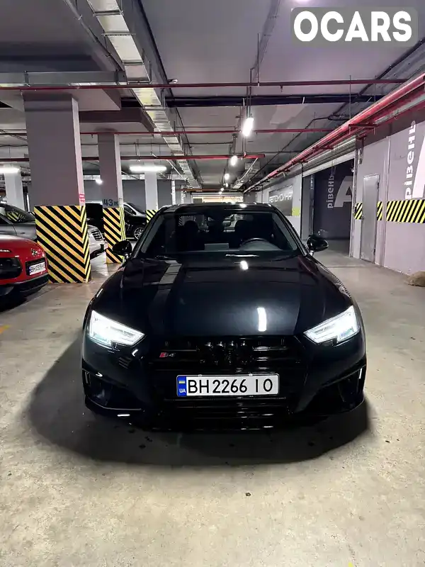 Седан Audi A4 2018 1.98 л. Автомат обл. Одеська, Одеса - Фото 1/17