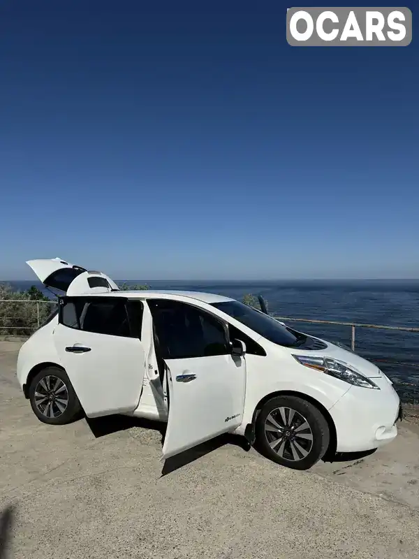 Хетчбек Nissan Leaf 2016 null_content л. обл. Одеська, Одеса - Фото 1/21