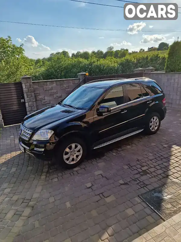 Внедорожник / Кроссовер Mercedes-Benz M-Class 2010 3 л. Автомат обл. Ровенская, Ровно - Фото 1/21