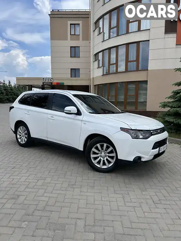 Позашляховик / Кросовер Mitsubishi Outlander 2013 3 л. Автомат обл. Харківська, Харків - Фото 1/21