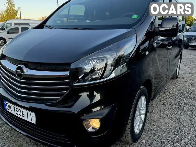 Минивэн Opel Vivaro 2017 1.6 л. Ручная / Механика обл. Ровенская, Дубно - Фото 1/21