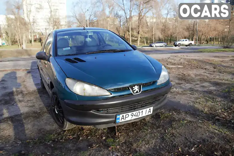 Хэтчбек Peugeot 206 2001 1.12 л. Ручная / Механика обл. Запорожская, Запорожье - Фото 1/21