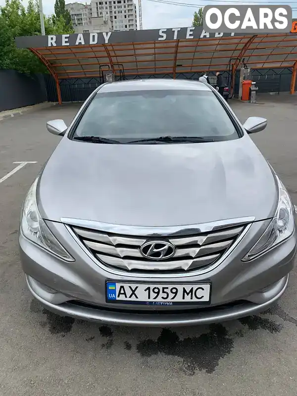 Седан Hyundai Sonata 2010 2 л. Автомат обл. Харьковская, Харьков - Фото 1/5