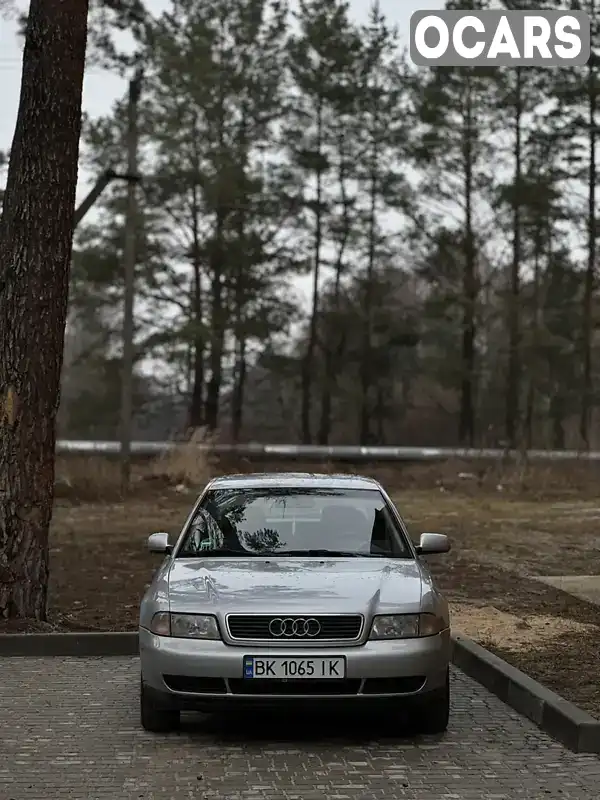 Седан Audi A4 1998 1.6 л. Ручная / Механика обл. Хмельницкая, Нетешин - Фото 1/21