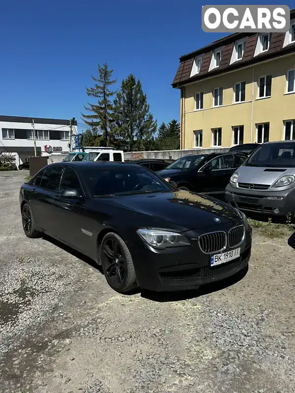 Седан BMW 7 Series 2012 2.98 л. Автомат обл. Рівненська, Рівне - Фото 1/8