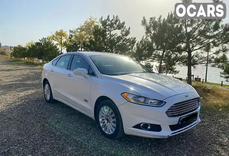 Седан Ford Fusion 2013 2 л. Автомат обл. Киевская, Киев - Фото 1/11