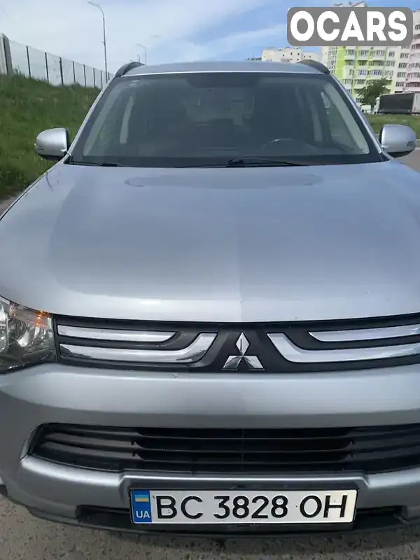 Позашляховик / Кросовер Mitsubishi Outlander 2012 2.27 л. Ручна / Механіка обл. Львівська, Ходорів - Фото 1/9