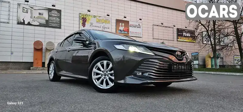 Седан Toyota Camry 2019 2.49 л. Автомат обл. Київська, Київ - Фото 1/21