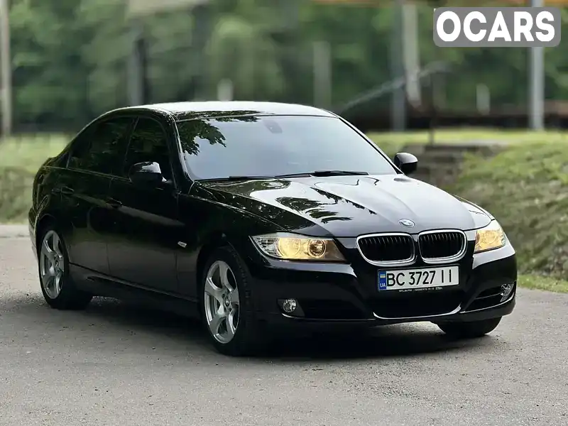 Седан BMW 3 Series 2010 2 л. Ручна / Механіка обл. Львівська, Львів - Фото 1/21