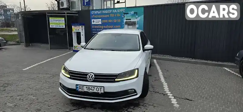 Седан Volkswagen Jetta 2017 1.4 л. Автомат обл. Дніпропетровська, Дніпро (Дніпропетровськ) - Фото 1/10