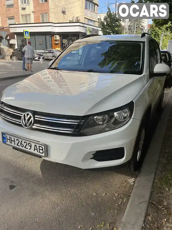 Внедорожник / Кроссовер Volkswagen Tiguan 2016 1.98 л. Автомат обл. Одесская, Одесса - Фото 1/11