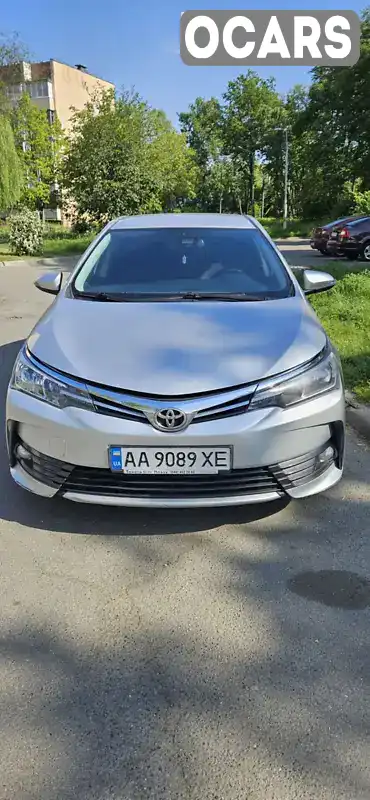 Седан Toyota Corolla 2017 1.6 л. Автомат обл. Киевская, Киев - Фото 1/20