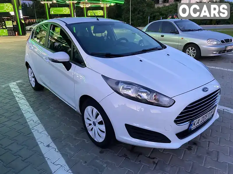 Хетчбек Ford Fiesta 2016 1.3 л. Ручна / Механіка обл. Полтавська, Кременчук - Фото 1/15