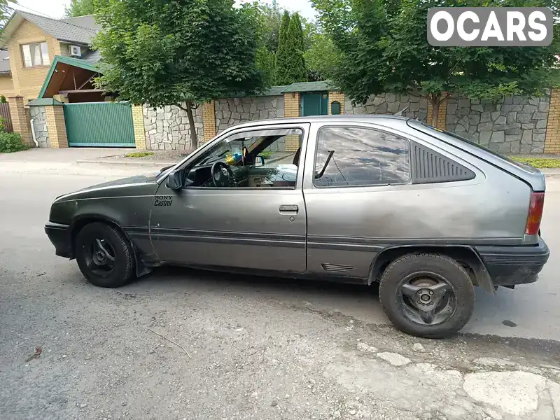 Хэтчбек Opel Kadett 1987 1.3 л. Ручная / Механика обл. Запорожская, Запорожье - Фото 1/15