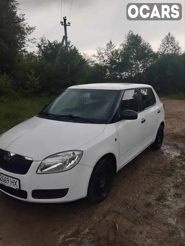 Хэтчбек Skoda Fabia 2007 1.2 л. Ручная / Механика обл. Закарпатская, Межгорье - Фото 1/20