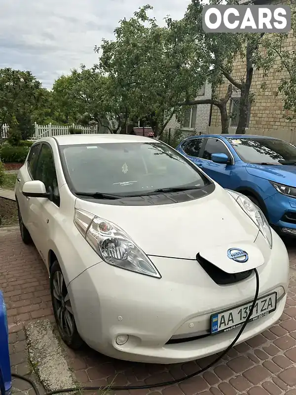 Хетчбек Nissan Leaf 2015 null_content л. Варіатор обл. Київська, Київ - Фото 1/12