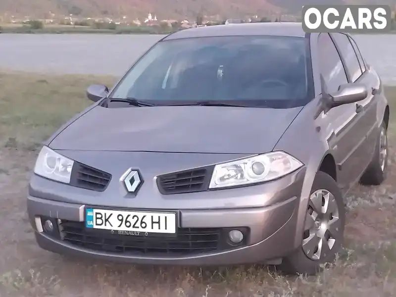 Седан Renault Megane 2008 1.4 л. Ручна / Механіка обл. Рівненська, Рівне - Фото 1/21