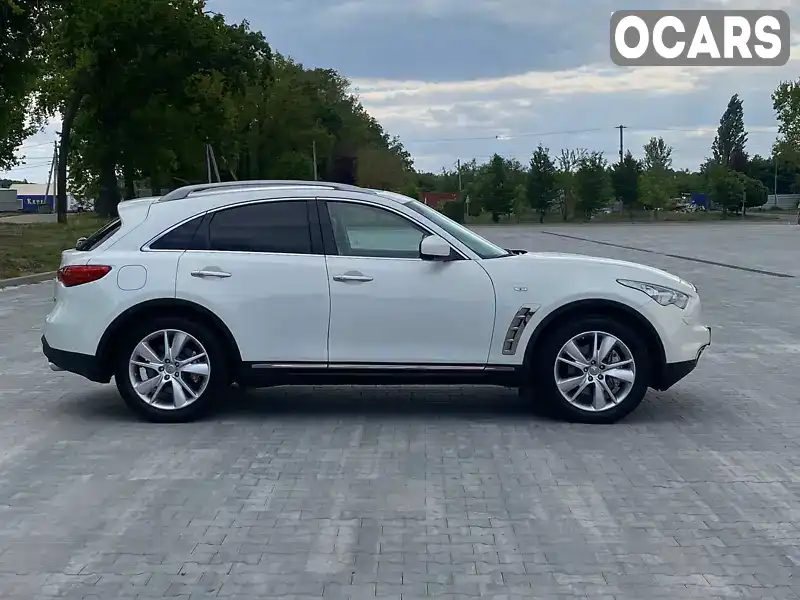 Внедорожник / Кроссовер Infiniti FX 30 2013 3 л. Автомат обл. Киевская, Киев - Фото 1/21