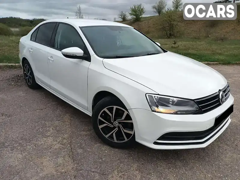 Седан Volkswagen Jetta 2016 1.6 л. Автомат обл. Житомирська, Житомир - Фото 1/8