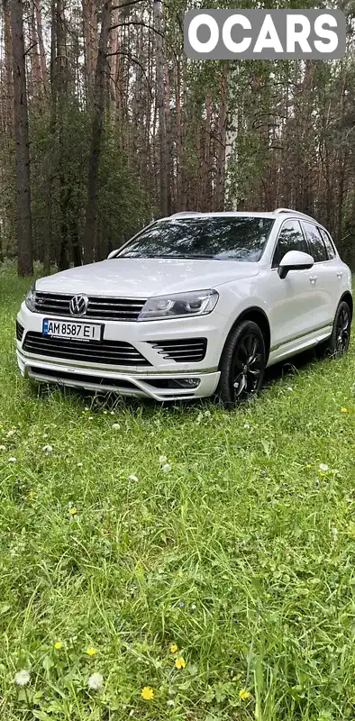 Позашляховик / Кросовер Volkswagen Touareg 2015 3 л. Автомат обл. Житомирська, Бердичів - Фото 1/21