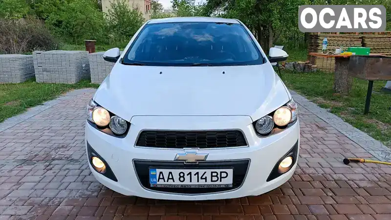 Седан Chevrolet Aveo 2014 1.4 л. Ручна / Механіка обл. Київська, Київ - Фото 1/11