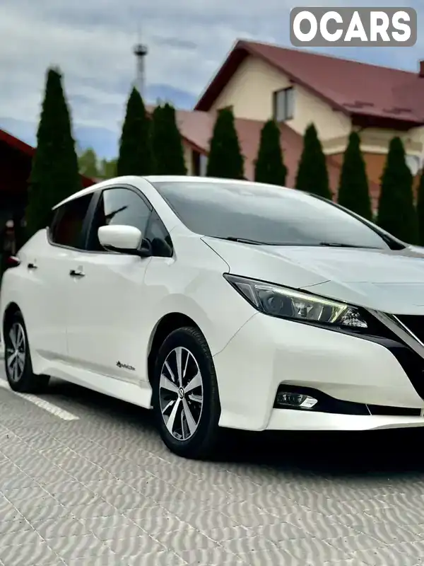 Хэтчбек Nissan Leaf 2018 null_content л. Автомат обл. Львовская, Яворов - Фото 1/10