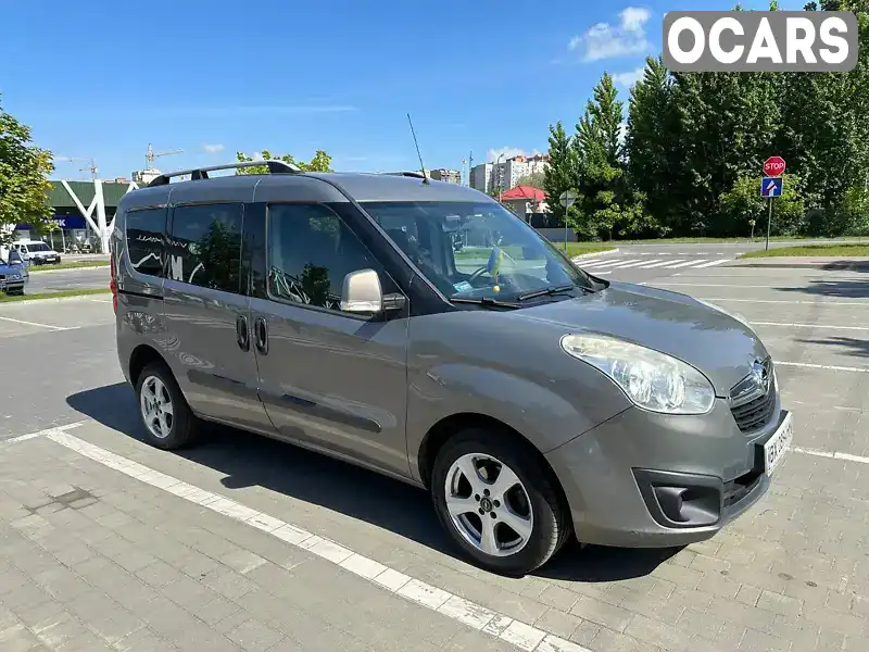 Минивэн Opel Combo 2011 1.6 л. Ручная / Механика обл. Хмельницкая, Хмельницкий - Фото 1/10