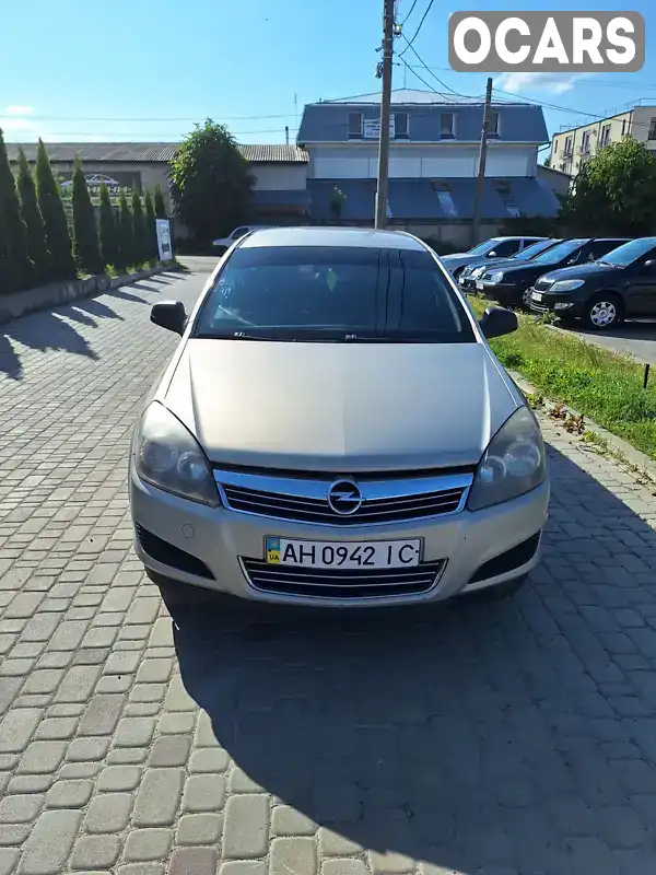 Универсал Opel Astra 2009 1.3 л. Ручная / Механика обл. Ровенская, Ровно - Фото 1/9