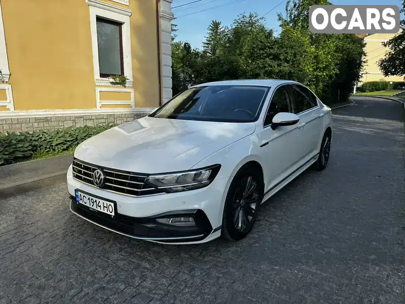 Седан Volkswagen Passat 2019 2 л. Автомат обл. Волынская, Луцк - Фото 1/21