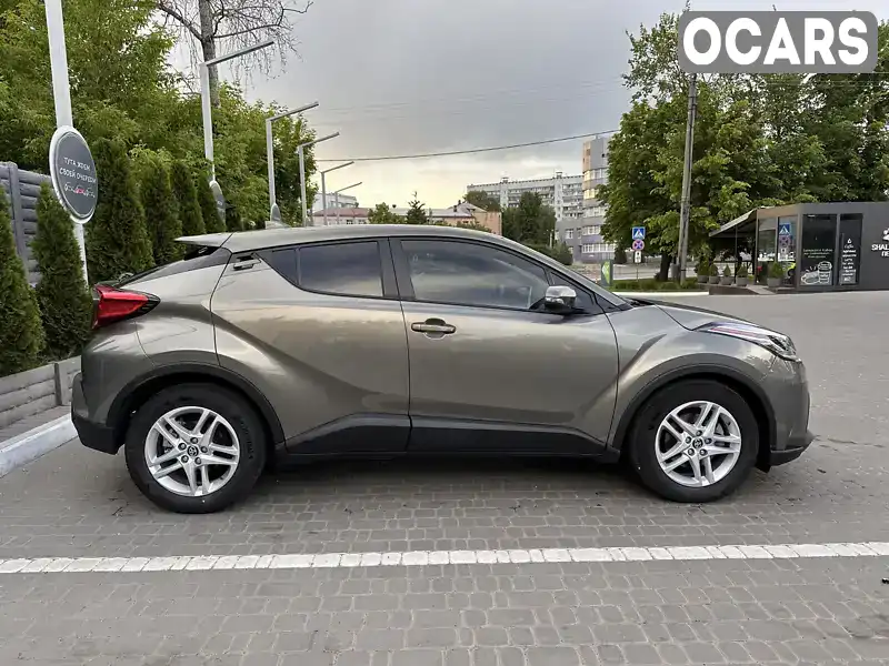 Позашляховик / Кросовер Toyota C-HR 2020 2 л. Варіатор обл. Харківська, Харків - Фото 1/21